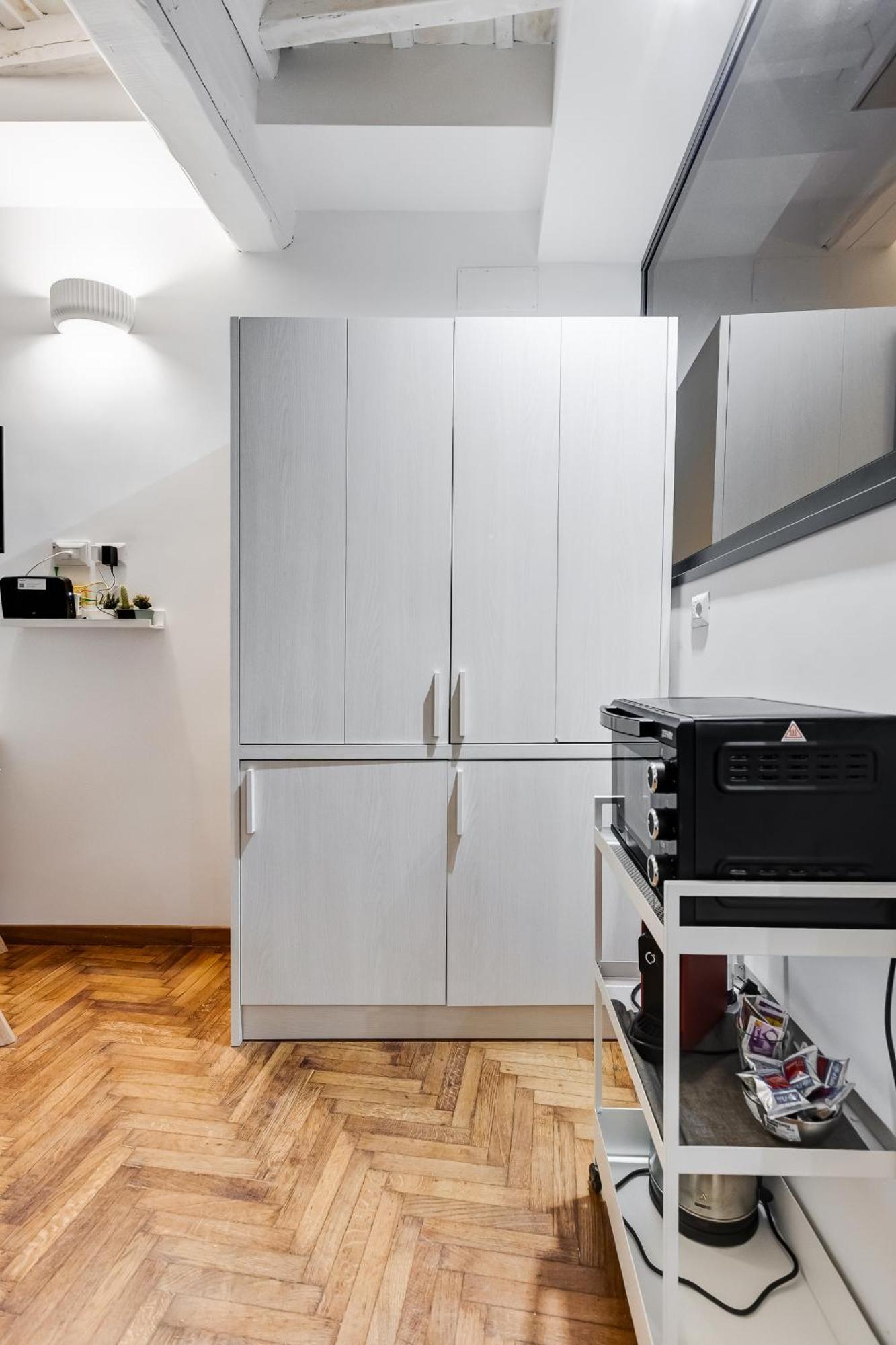Apartment Trastevere One By Ghor Rom